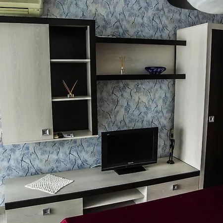 Apartman Lp2 *